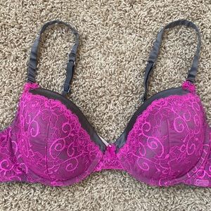 Satin and lace Jesica Simpson bra